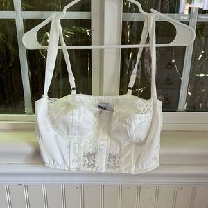 Princess Polly white lace top, size 4, buttons on front, adjustable straps